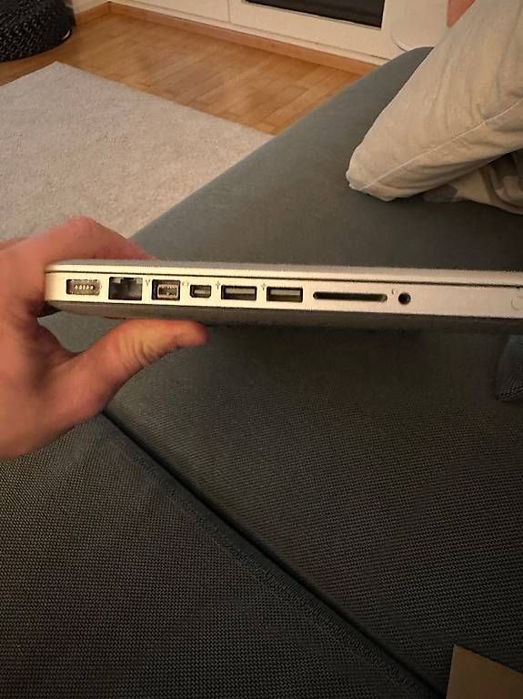 Apple Notebook: MacBook Pro (2010) – Usato da Basel venduto da mahatmaganja 3