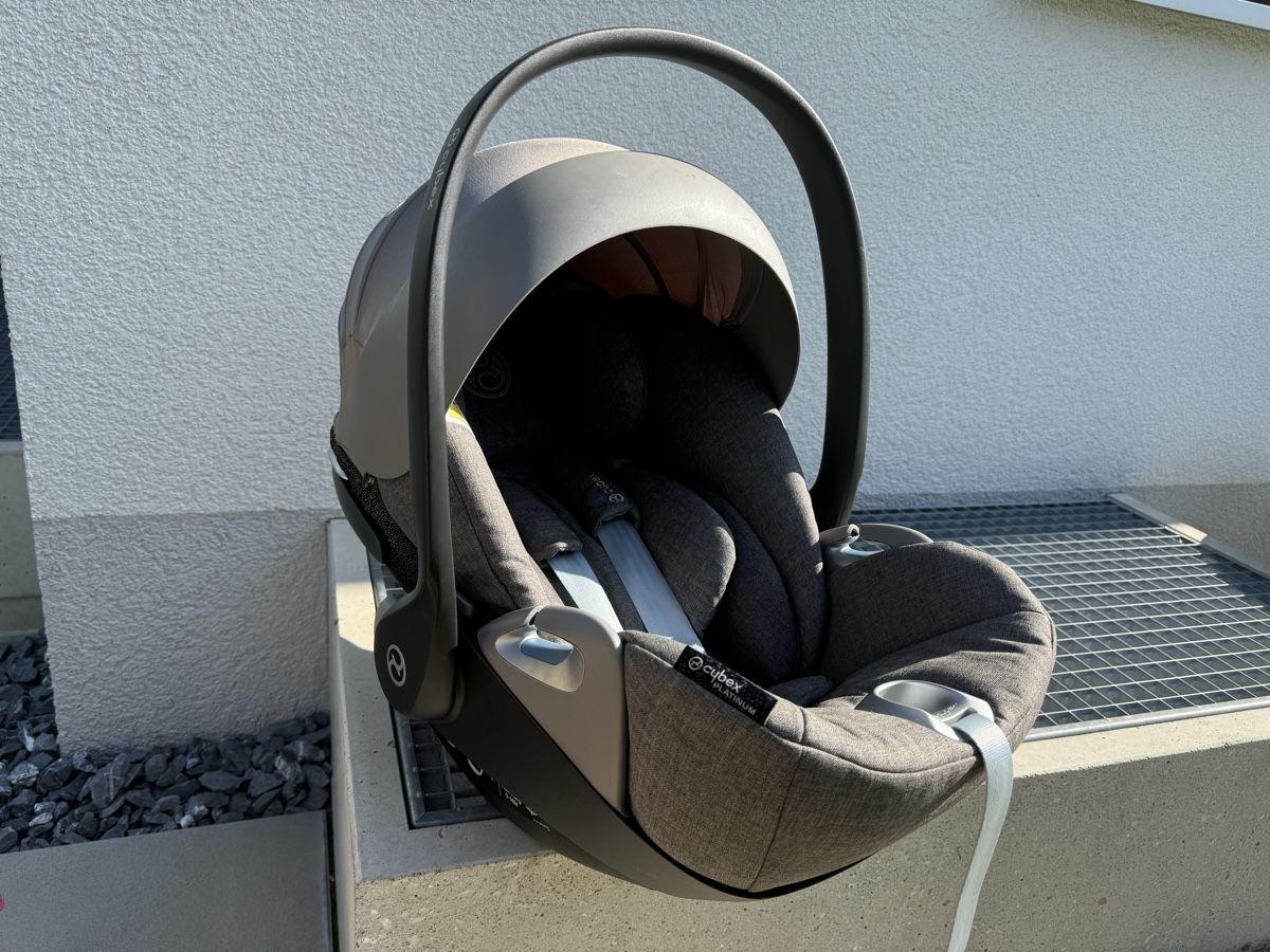Cybex Seggiolini per auto: Cybex Cloud Z i-Size – Usato da Arnegg venduto da Mirela.O