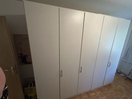 Kleiderschrank weiss 252 cm breit