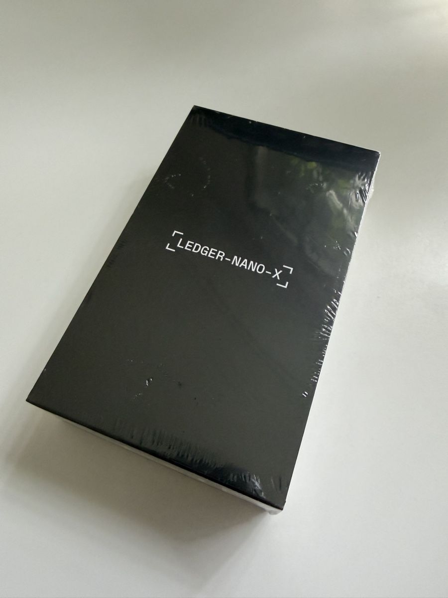 Ledger Coin Miner: Ledger Nano X Hardware wallet – Nuovo e nell'imballaggio originale da Zürich venduto da Boccito
