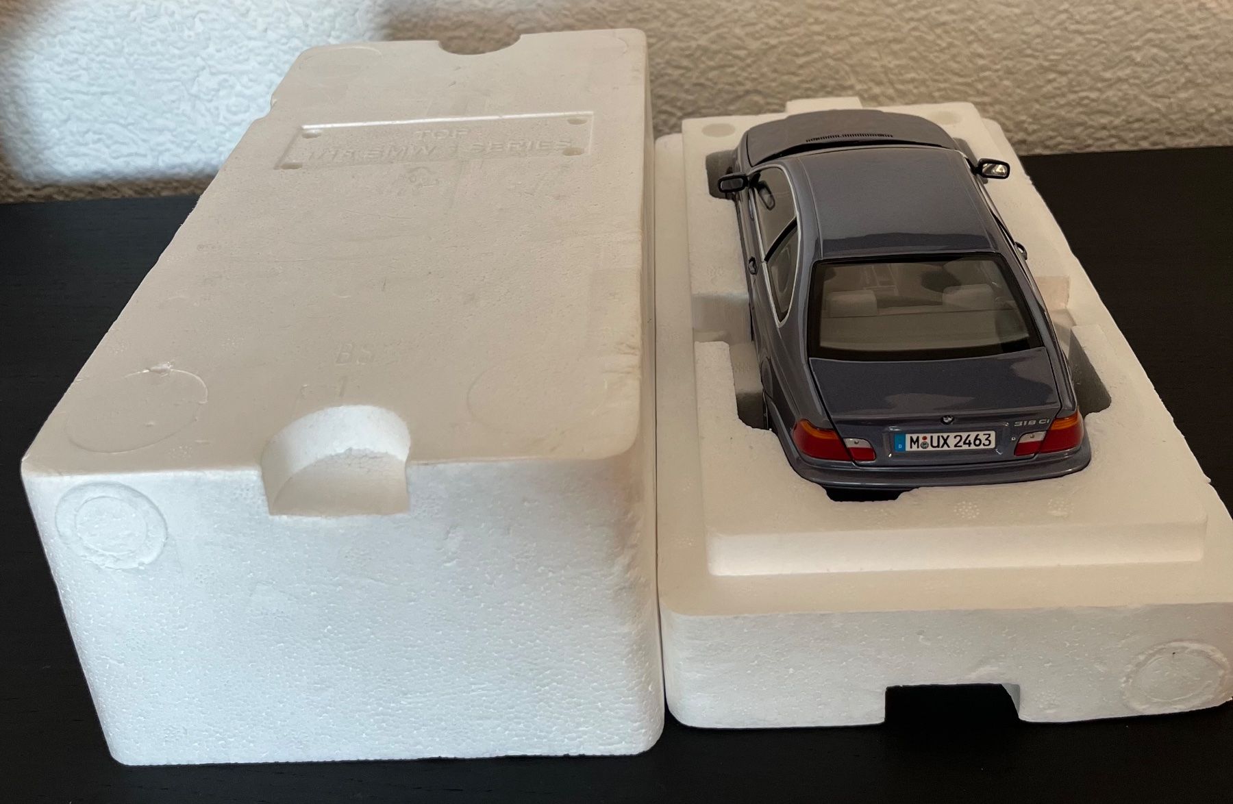 Kyosho Modellini d'auto: KYOSHO BMW 318ci e46 coupé 1:18 – Usato da St-Cergue venduto da ncu_t267 1