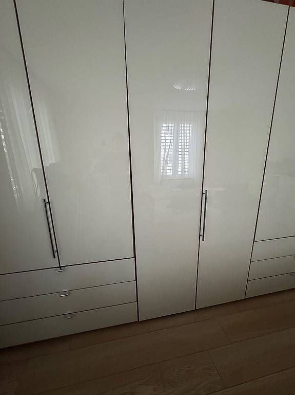 Armadi: Kleiderschrank Venda Loft – Usato da Rorschach venduto da ado20 2