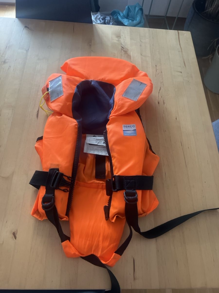 Schwimmwesten: Gilet de sauvetage  – Gebraucht aus Biel/Bienne von Niclec