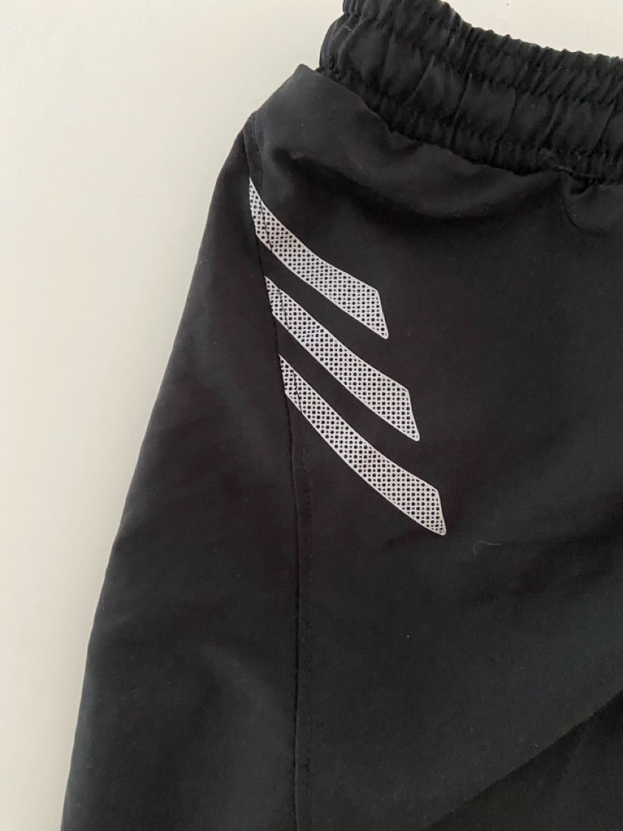Adidas Pantaloni: Adidas Climacool Shorts schwarz, L / 44 – Usato da Luzern venduto da Nordischkind 2