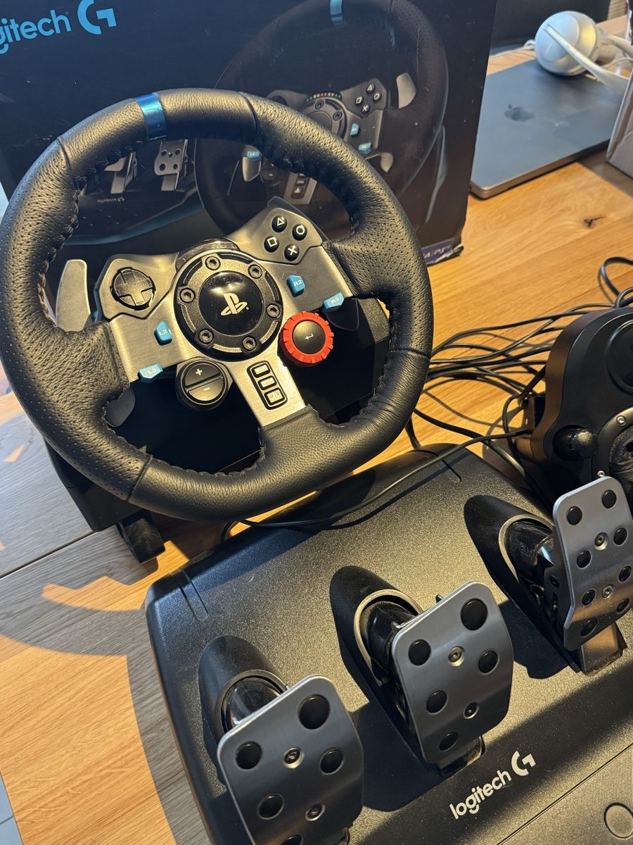 Logitech Controller: Logitech G29 Driving Force Lenkrad, Pedale & Schaltung – Gebraucht aus Wangen SZ von wakaawinhu 1
