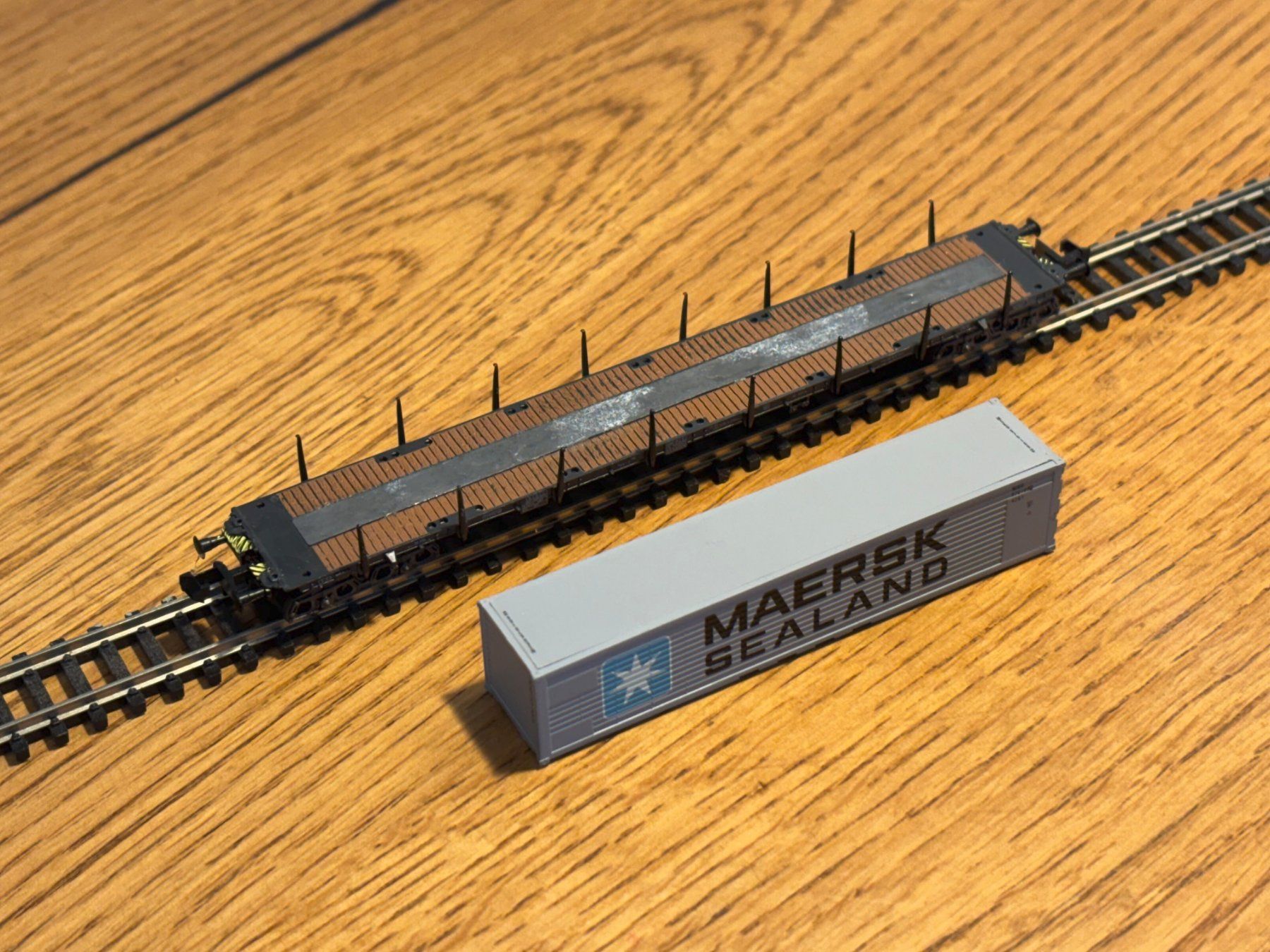 Modellini di ferrovie: L2420: Containerwagen (Spur N) – Usato da Birsfelden venduto da Birs_25 3