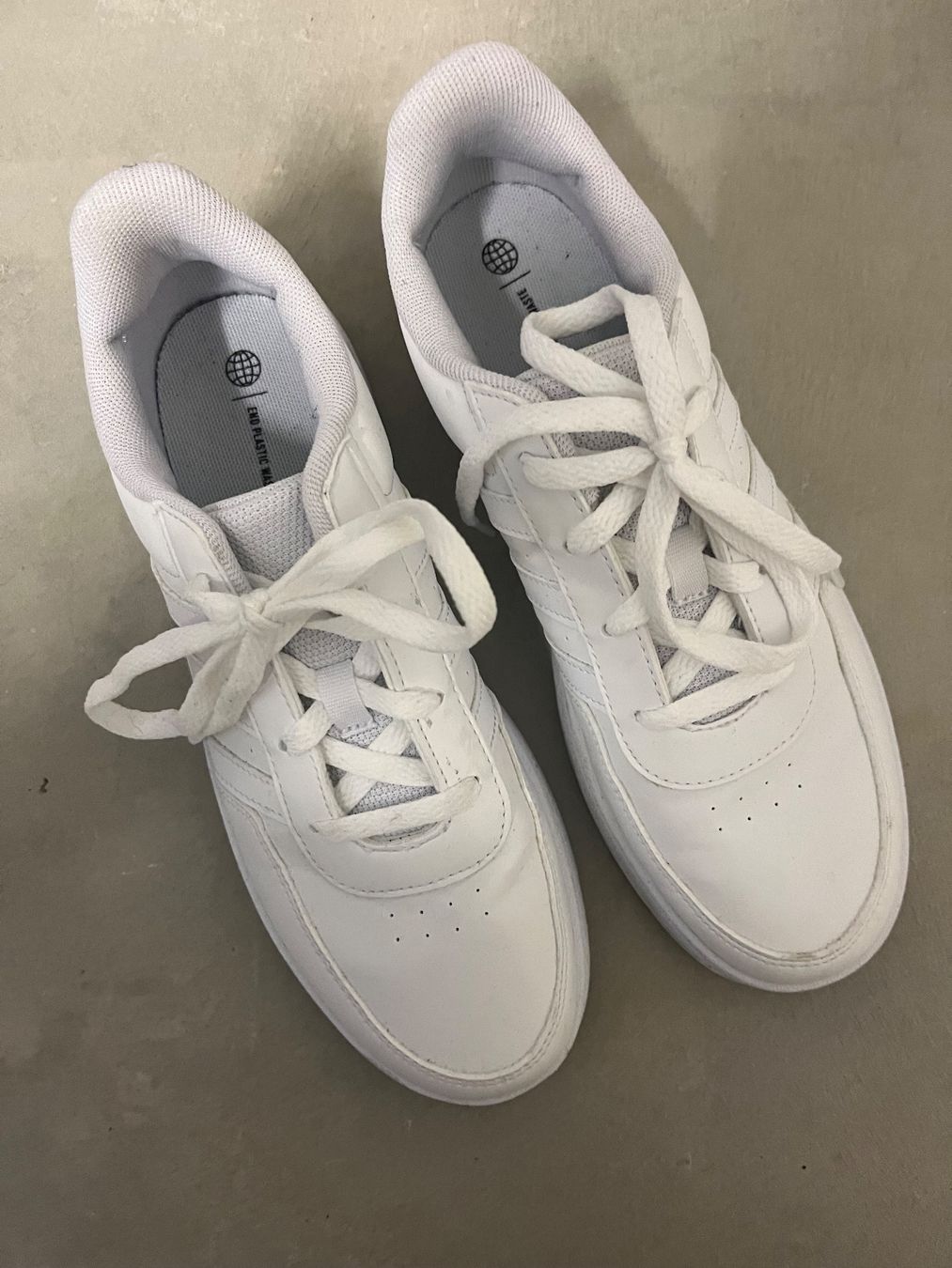 Adidas Scarpe da donna: Adidas Court weiss – Nuovo (secondo la descrizione) da Gurmels venduto da sar_znc6 2