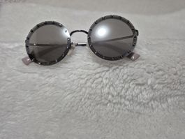Lunettes de soleil Valentino vintage - État parfait! 😎