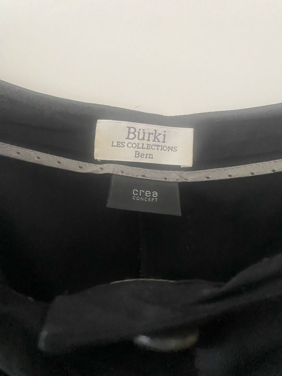 Pantalons: Bundfaltenhose schwarz – D'occasion à Bern par Joeschi 1