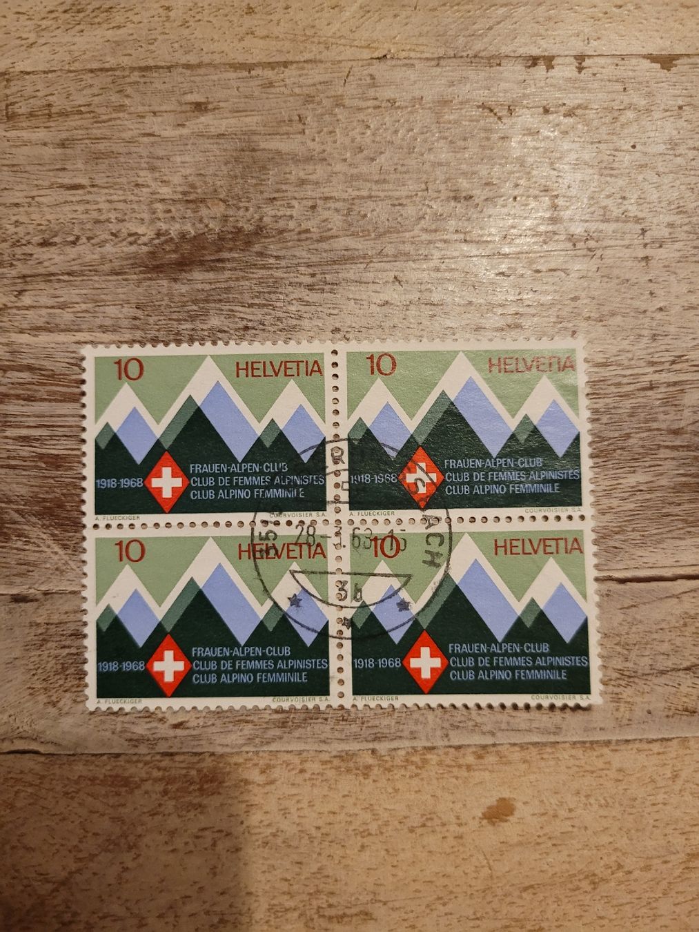 Tutti i francobolli: Frauen-Alpenclub – Usato da Inwil venduto da Flower2325
