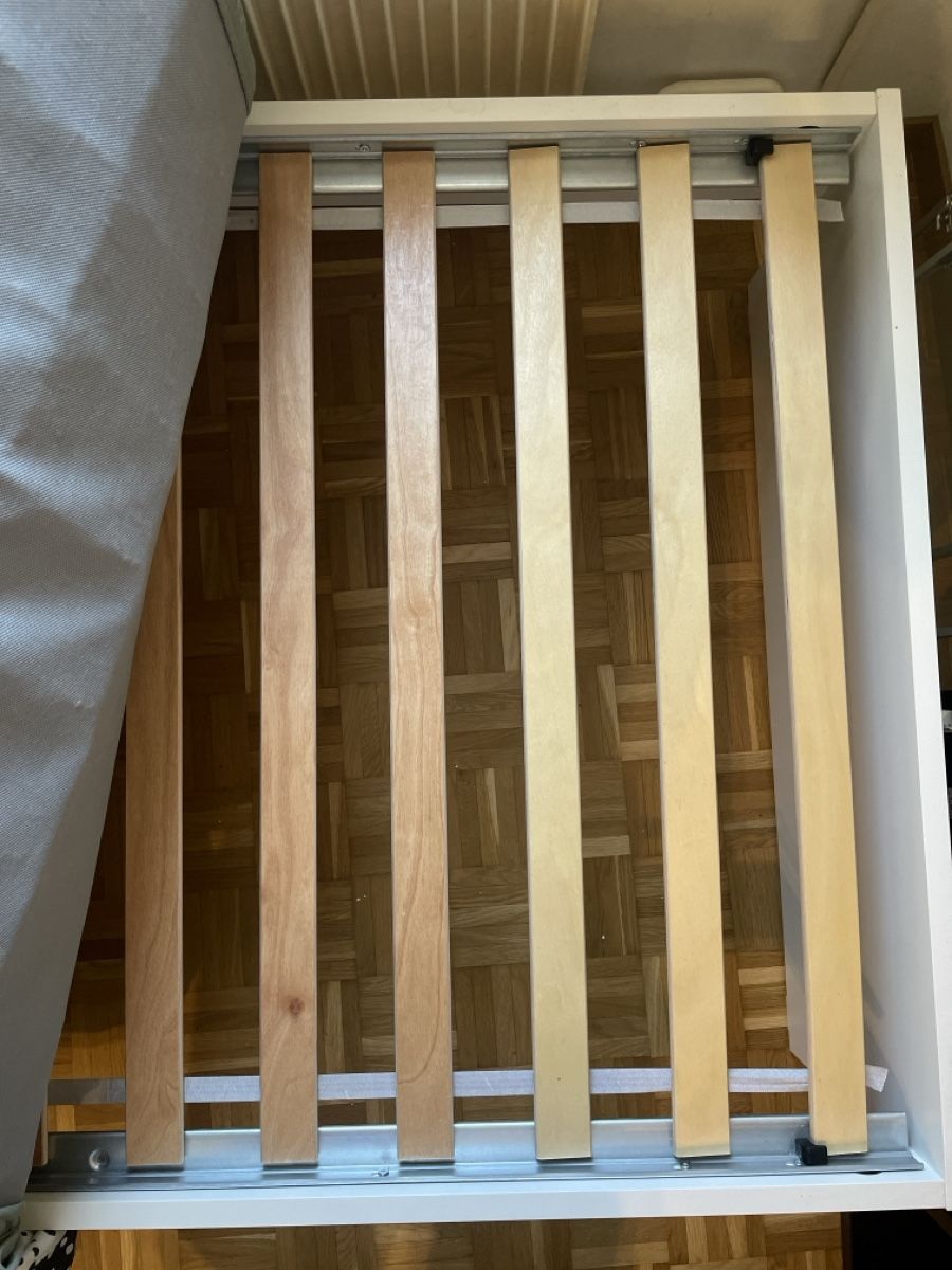 Ikea Letti: Komplett weißes Bett – Nuovo (secondo la descrizione) da Zürich venduto da aym_ls25 4