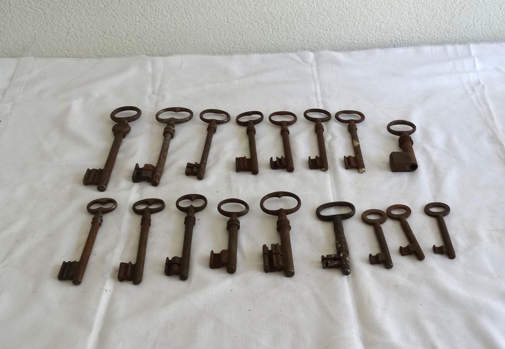 Chiavi: Alte Schlüssel – Usato da Minusio venduto da Mer66 1