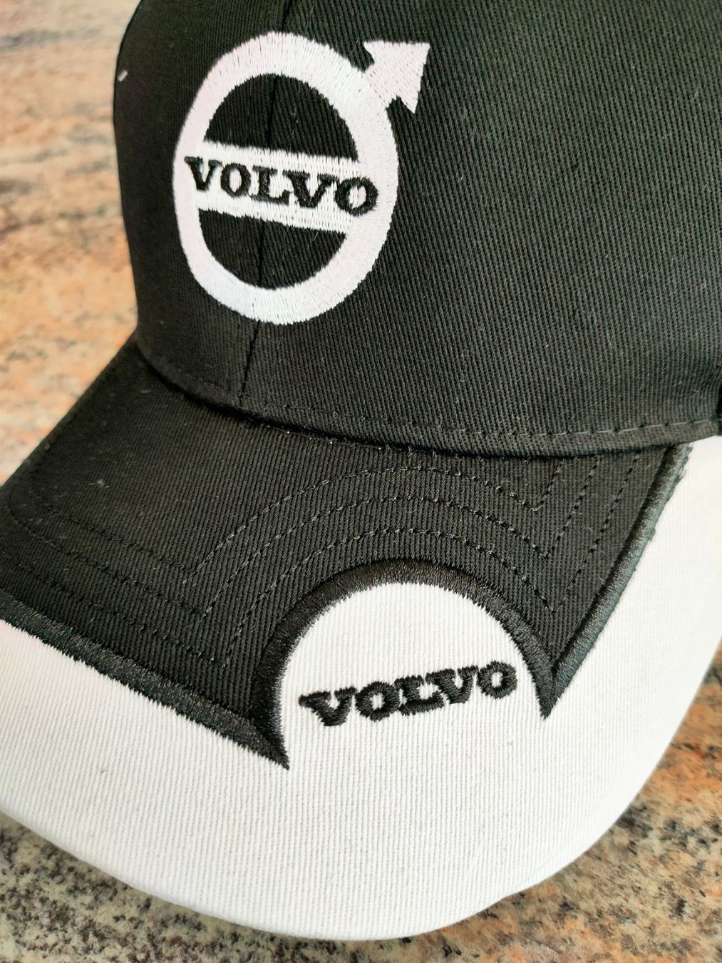 Altro in  Abbigliamento & Accessori: Volvo Cap , neu und ungebraucht – Nuovo e nell'imballaggio originale da Ormalingen venduto da maite06 1