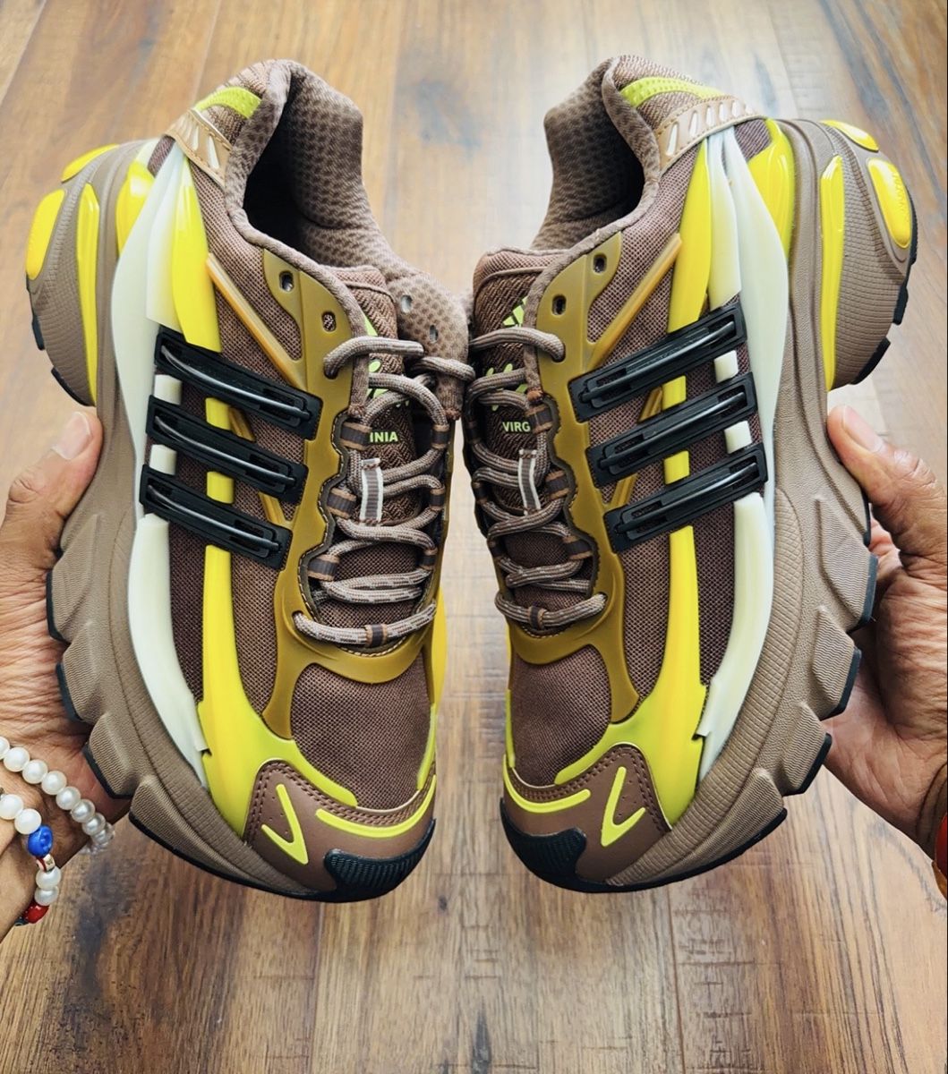 Adidas Chaussures hommes: ADISTAR JELLYFISH BY PHARRELL – Neuf avec emballage d'origine à GENEVE par BYG 5