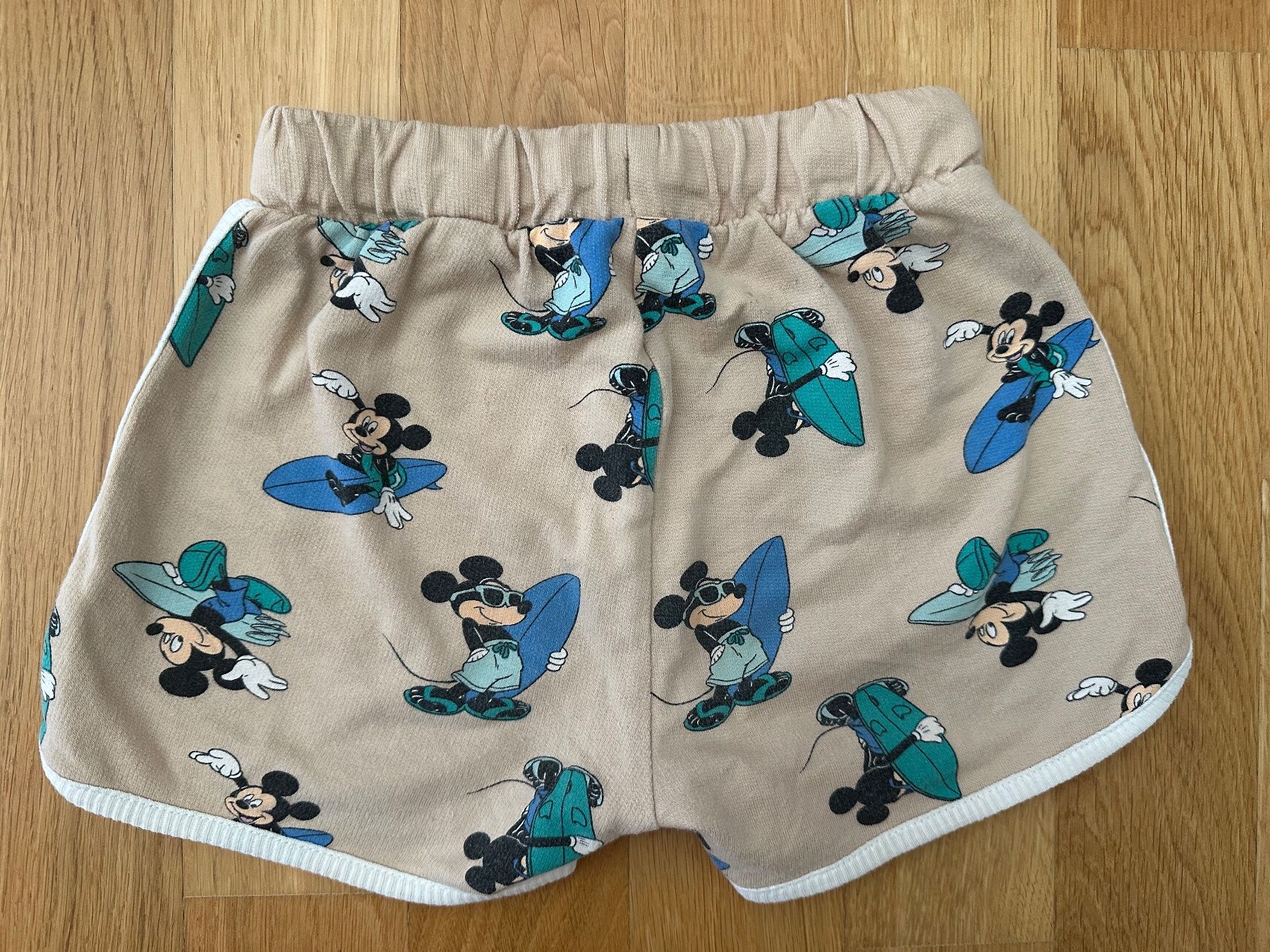 H&M Pantaloni: Mickey Mouse Shorts, H&M, Grösse 80 – Usato da Unterägeri venduto da StefanGekko 3