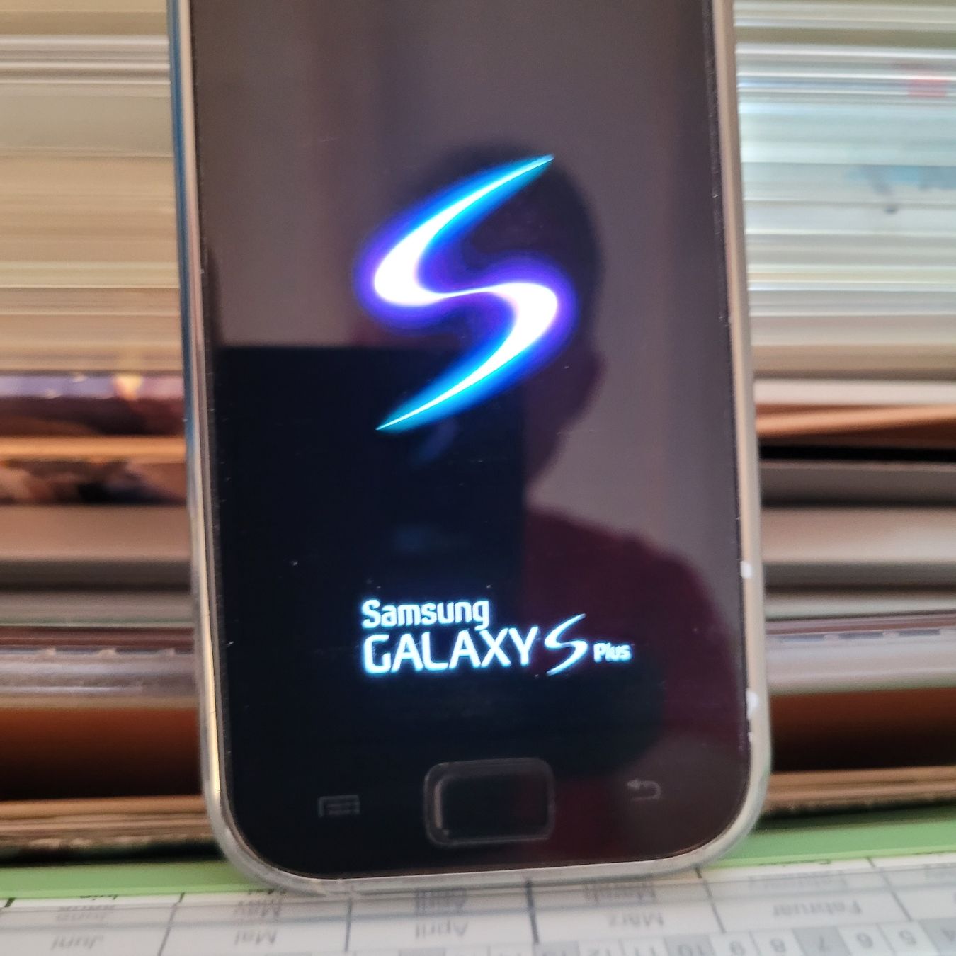 Samsung Telefoni cellulari / Smartphones: Smartphone Samsung Galaxy S Plus weiss – Usato da Schwarzenburg venduto da modelCARama