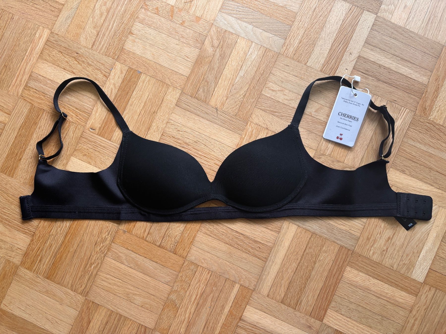 Altra biancheria intima: Cherries BH 32 AA schwarz – Nuovo (secondo la descrizione) da Bern venduto da West73