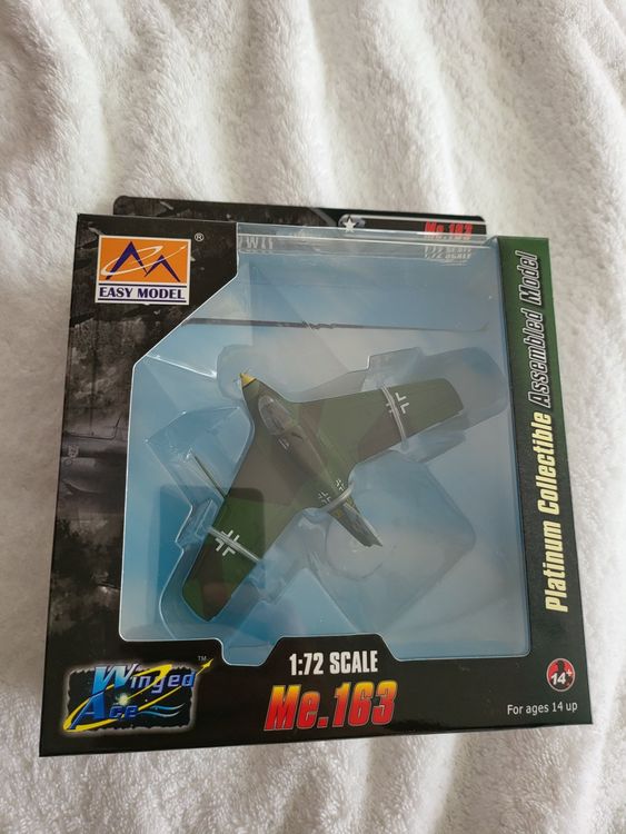Maquette Messerschmitt Me 163 Komet 1/72 - Hobby 2000 - Avion Allemand WWII Avec Diorama