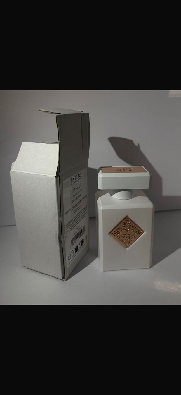 Initio Profumi & Eau de Toilette: Parfum initio - lift me up – Usato da Balsthal venduto da mor_g2jh