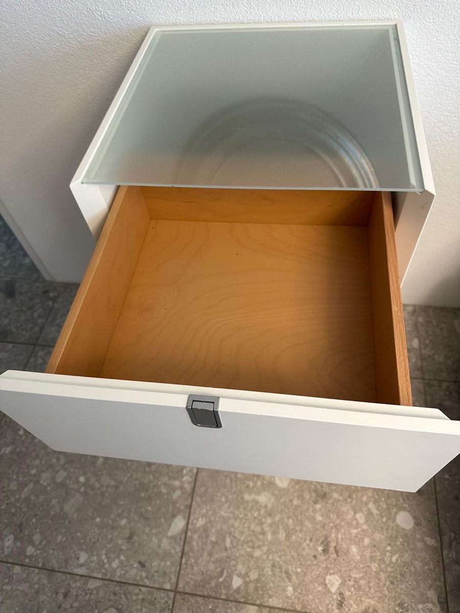 Commodes: dresser /Kommode Holz / makeup – D'occasion à Jonen par chrispluess 1