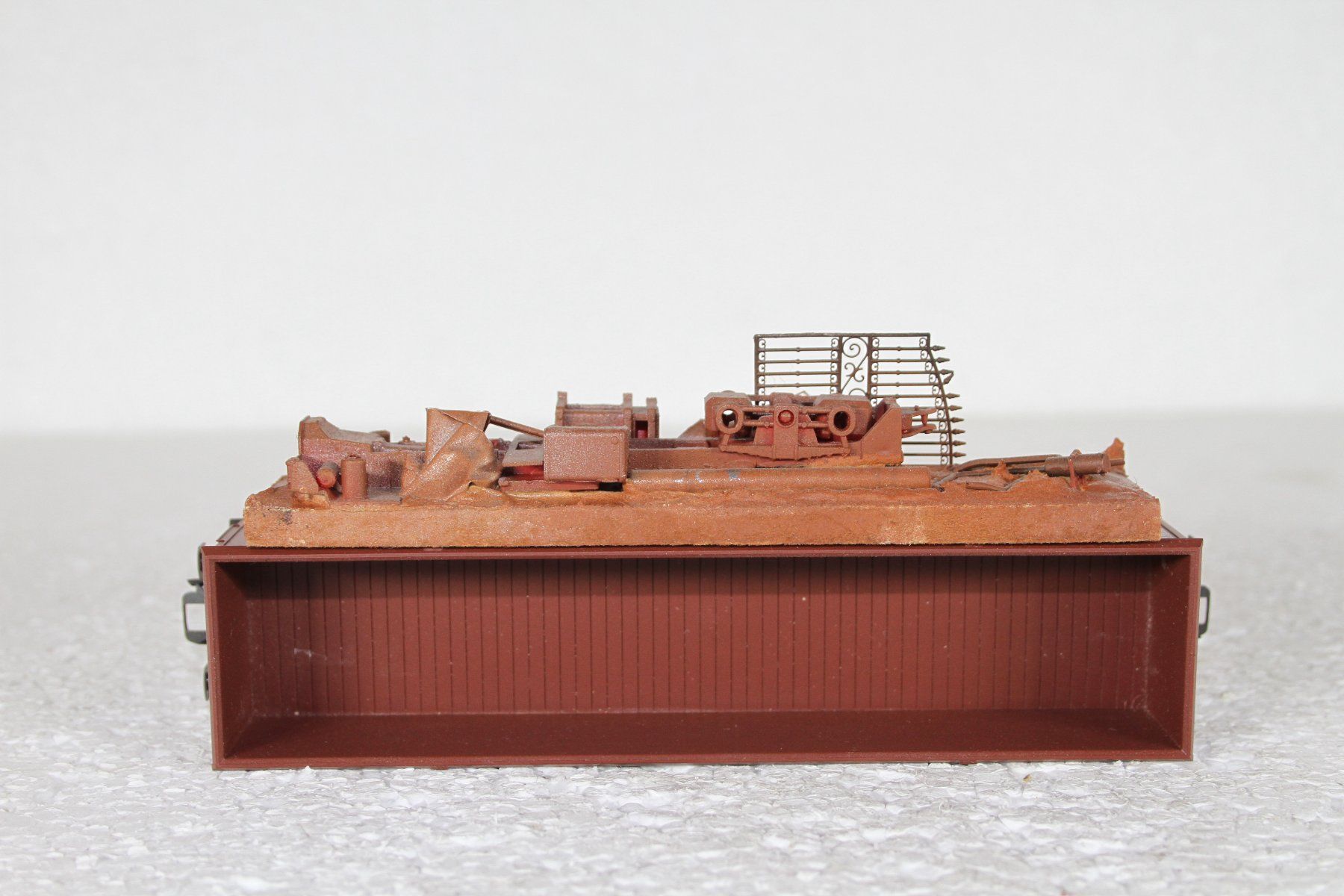 Märklin Modelleisenbahnen: Märklin DB Eaos mit Ladung (1) – Gebraucht aus Triesen von gleis8 7