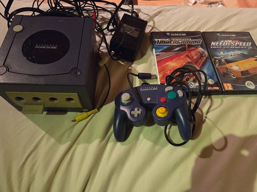 Nintendo Konsolen: Nintendo Gamecube Inkl Games Top Zustand – Gebraucht aus Zizers von watchcomp. 1