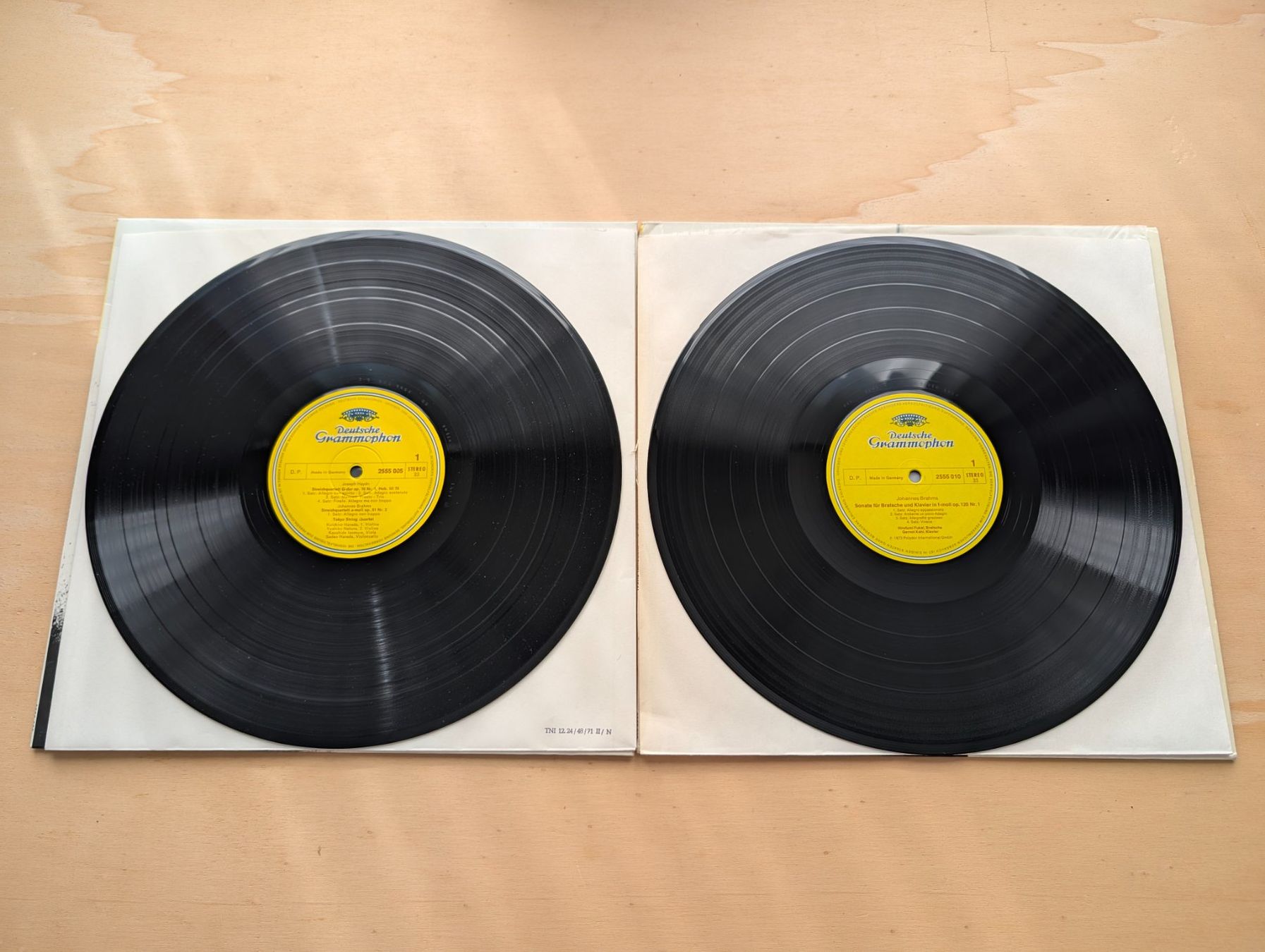 Dischi in vinile: DGG Debut - 2x in NM – Usato da Ebikon venduto da kisuM 4