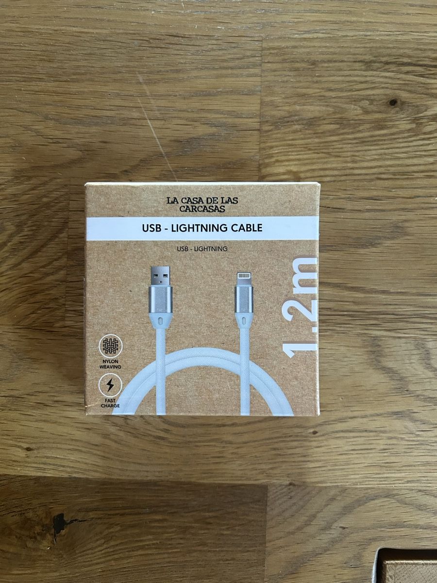 Câbles: USB Lightning Kabel  – Neuf avec emballage d'origine à Pieterlen par Marco_Cunha