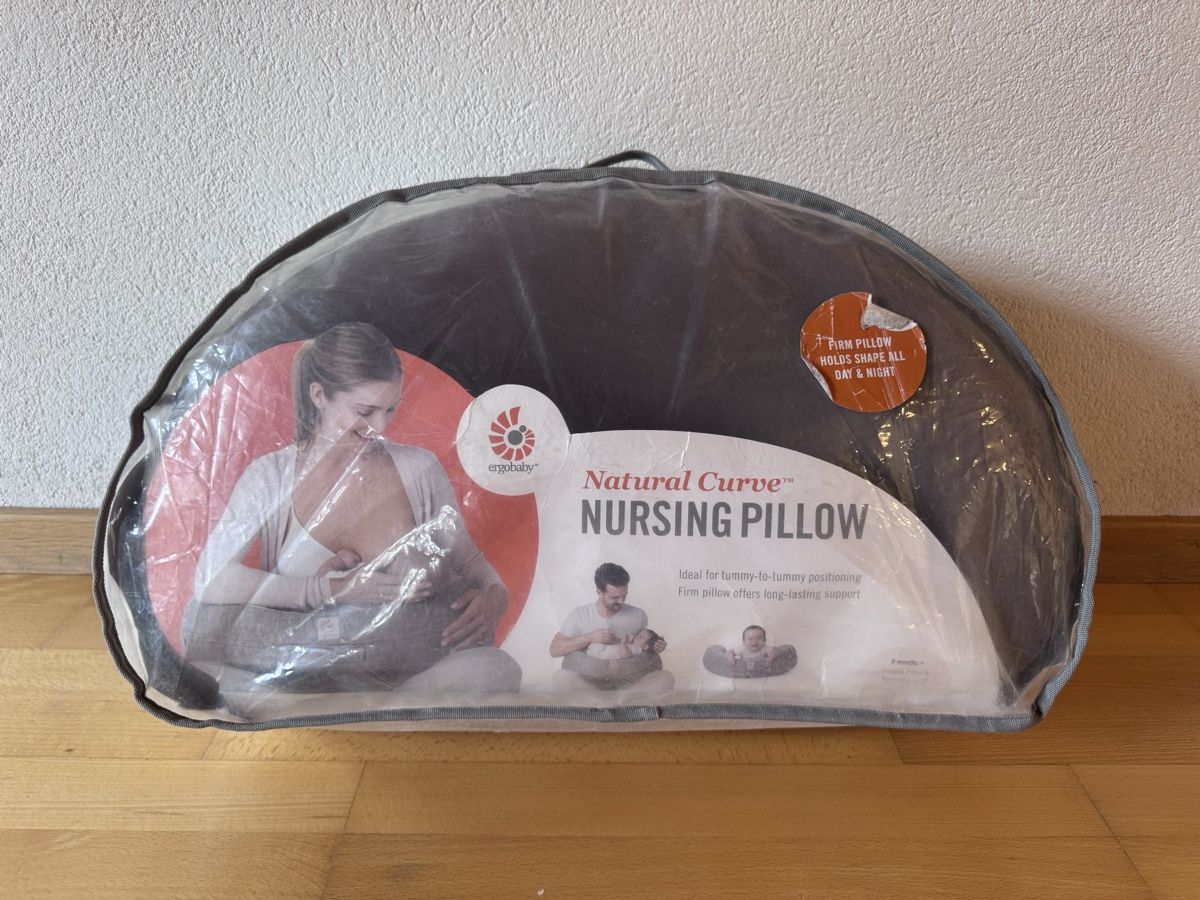 Ergo Baby Cuscini: Nursing Pillow  – Usato da Zuoz venduto da mrtnsp