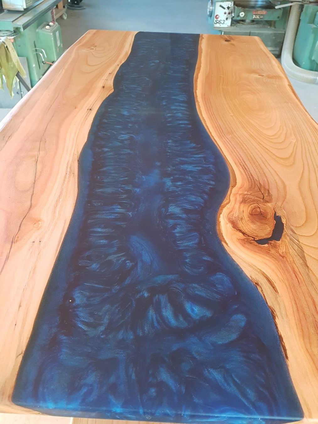 Articoli in legno: Salon Tisch – Usato da Wuppenau venduto da Holzmann1 6