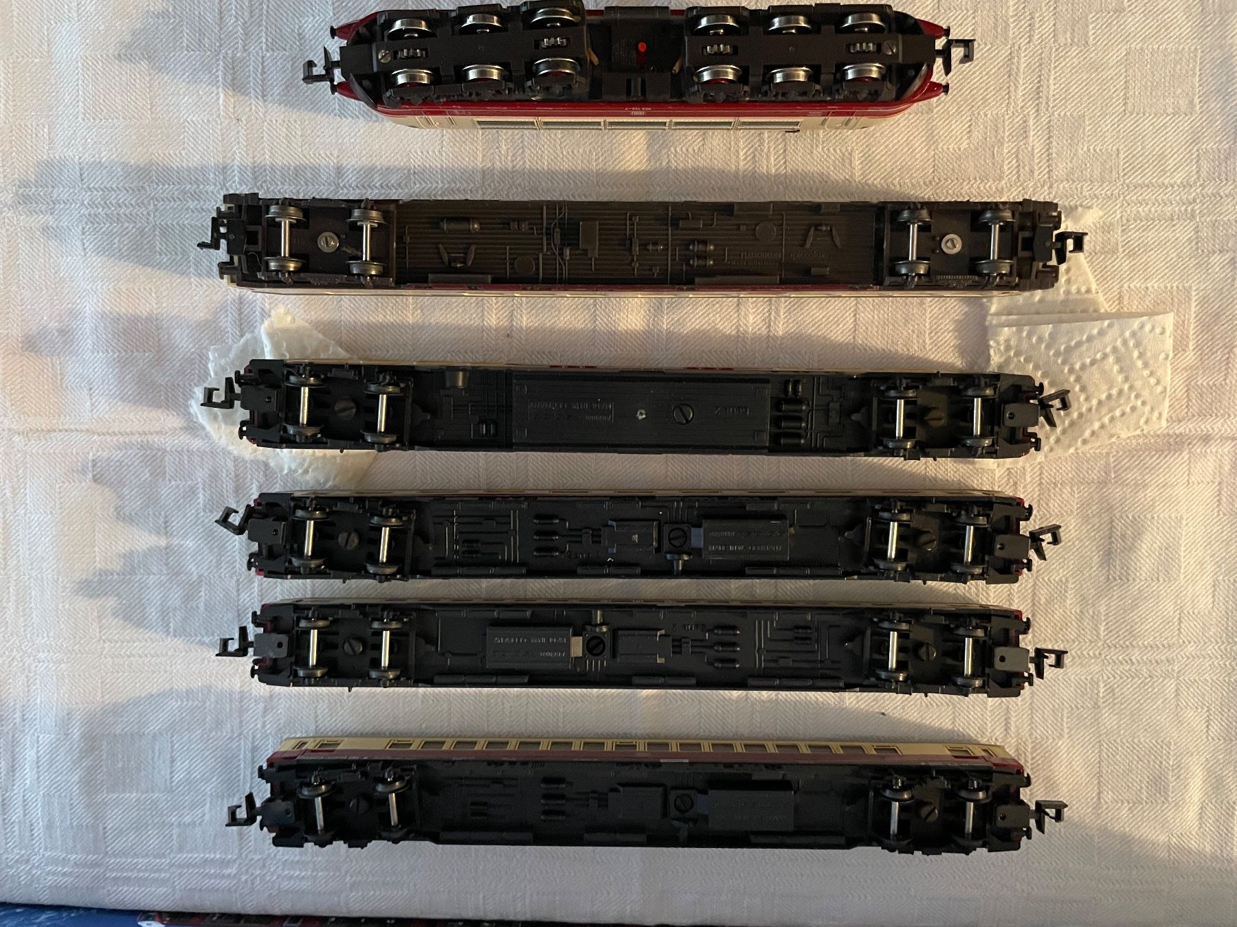 Arnold Modelleisenbahnen: Arnold/Minitrix Spur N TEE Roland  6-teilig – Gebraucht aus Rorschach von Karotten 5