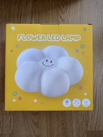 Cute Flower LED Night Light - Perfect for Kids' Room!