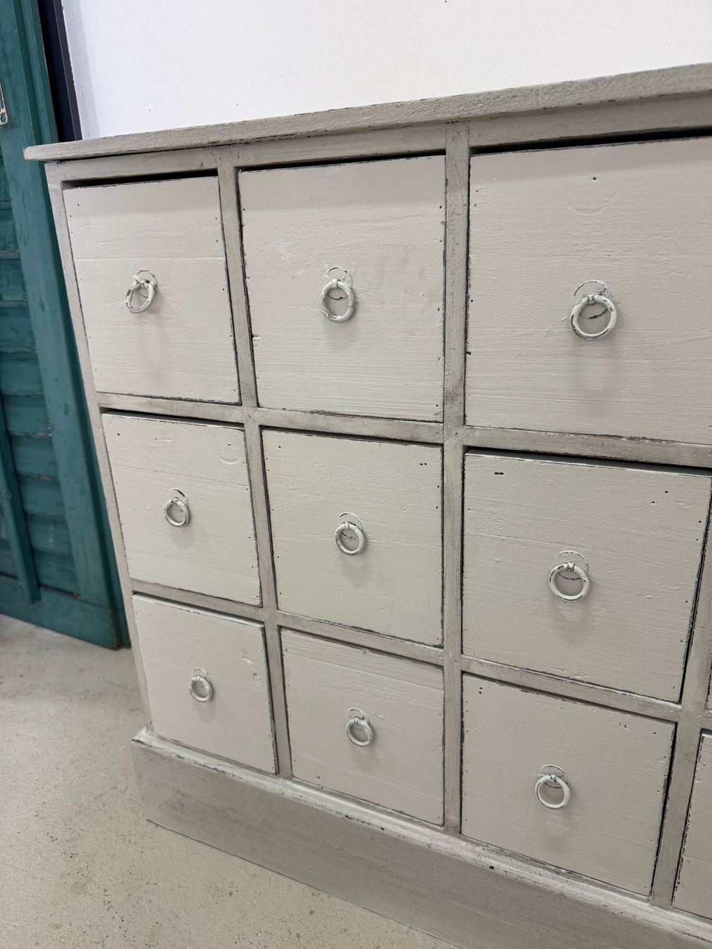 Commodes: Apotheker Kommode Sideboard hellgrün restauriert börnie's – D'occasion à Gränichen par boernies01 5