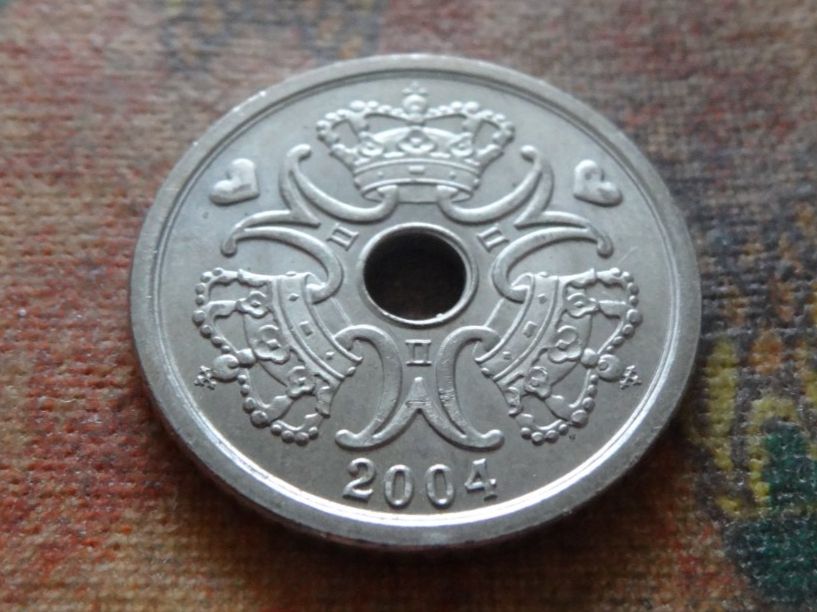 Tutti le monete: DANEMARK  1  Krone  2004  (Z) – Usato da Romanel-sur-Lausanne venduto da Swift13