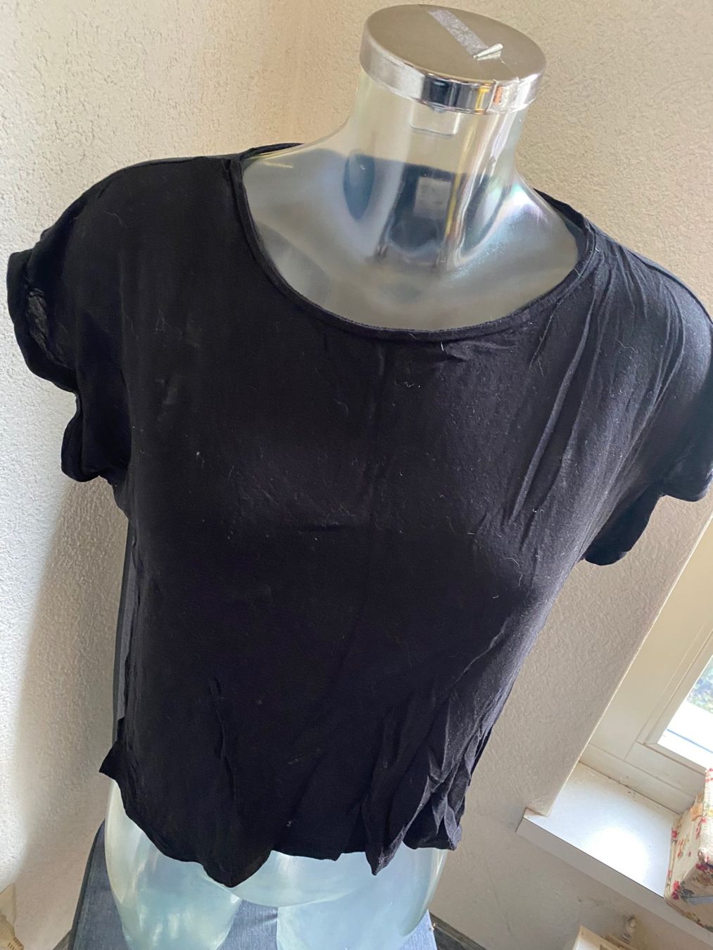 Top: dividet T-Shirt schwarz Grösse 34 – Usato da Allenwinden venduto da Obalu 1