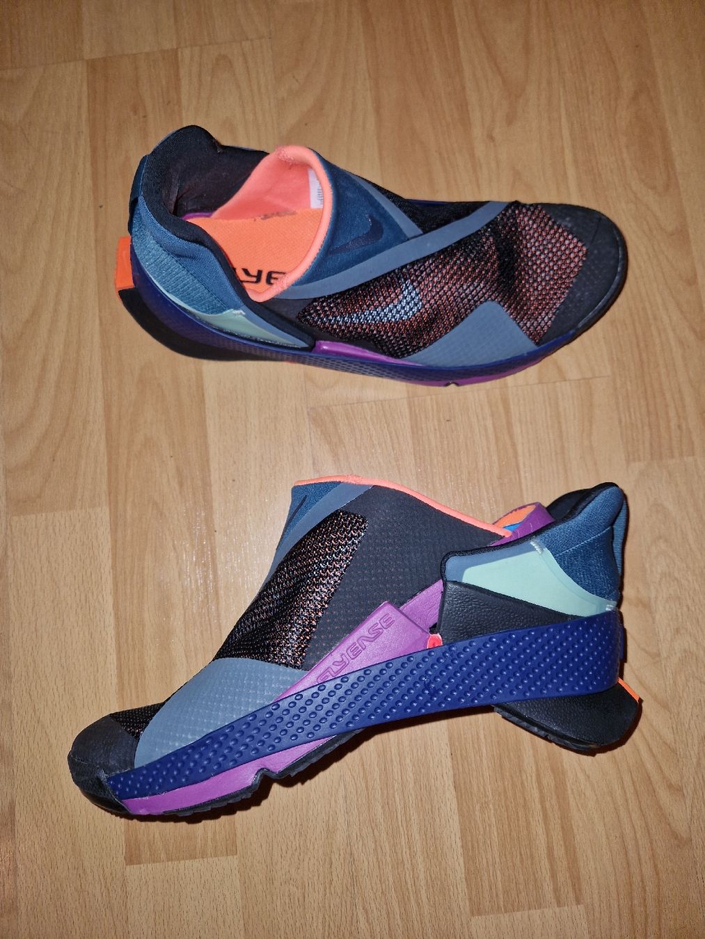 Nike Herrenschuhe: Nike Flyease Sneaker Gr.40.5 – Gebraucht aus Olten von hinterhof.olten 1