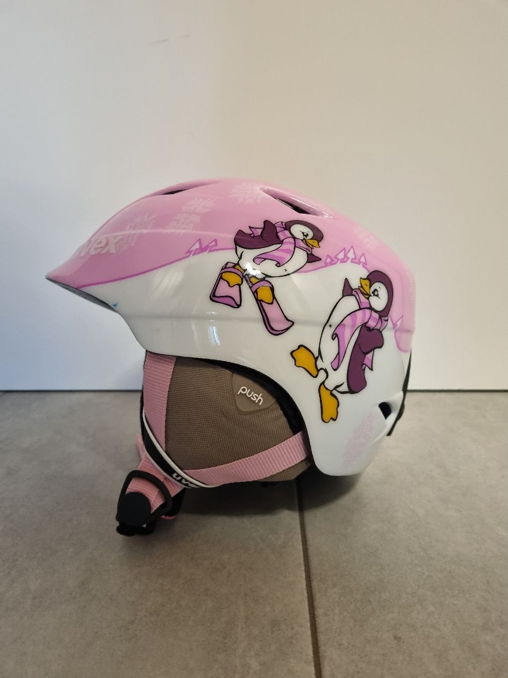 Uvex Helme: Kinder Skihelm Uvex 46-50cm – Gebraucht aus Unteriberg von ste_ruh