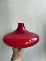 Vase rouge design