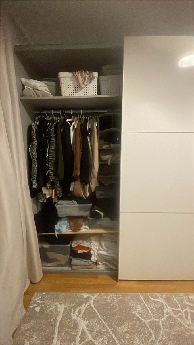 Schränke: Schrank 215x200 weiss – Gebraucht aus Bern von bindli08 1