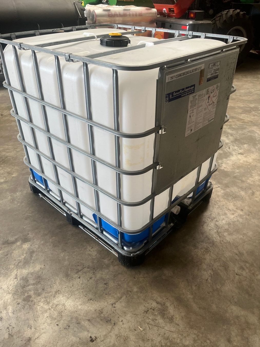 Abreuvoirs & Auges: IBC Container 1000 Liter – D'occasion à Brütten par Waepfi