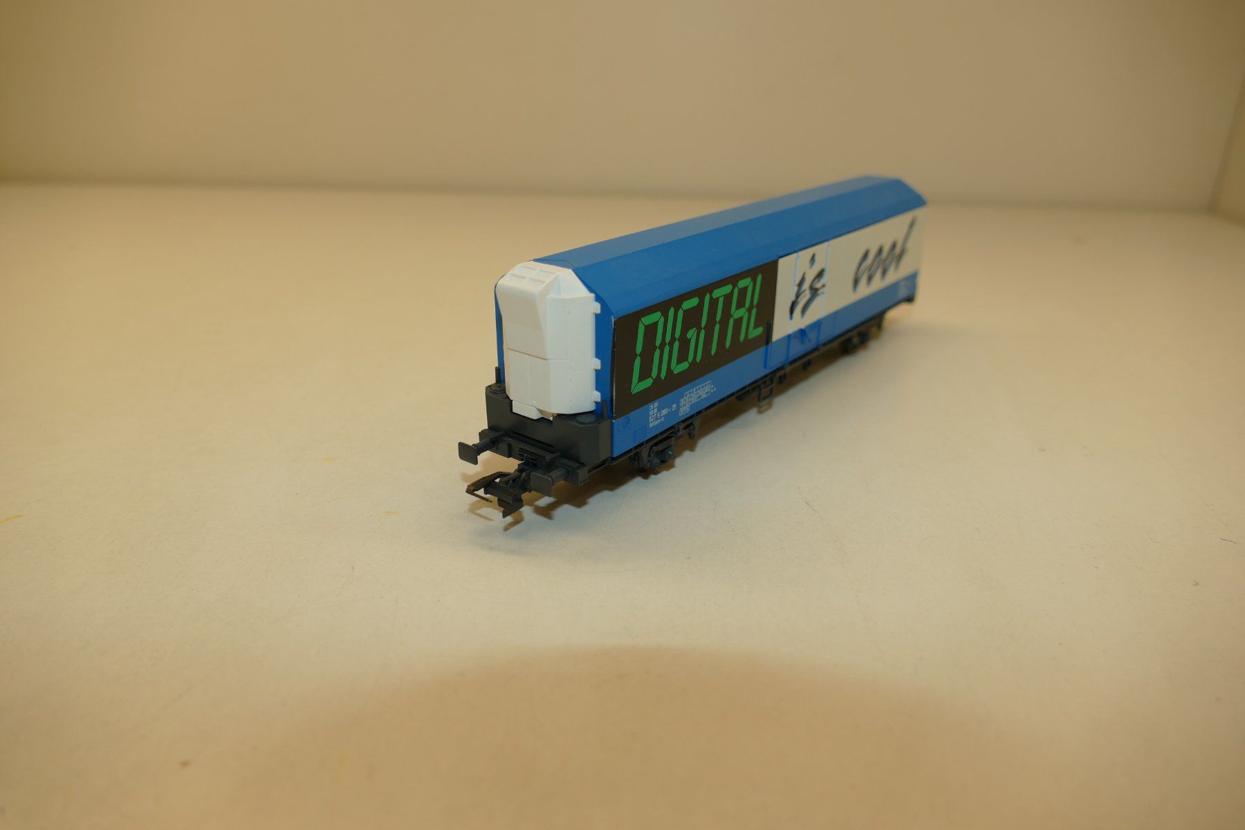 Roco Modelleisenbahnen: Roco H0: DB Kühlwagen Digital is cool – Neu (gemäss Beschreibung) aus Niederhasli von rail-duerst 1
