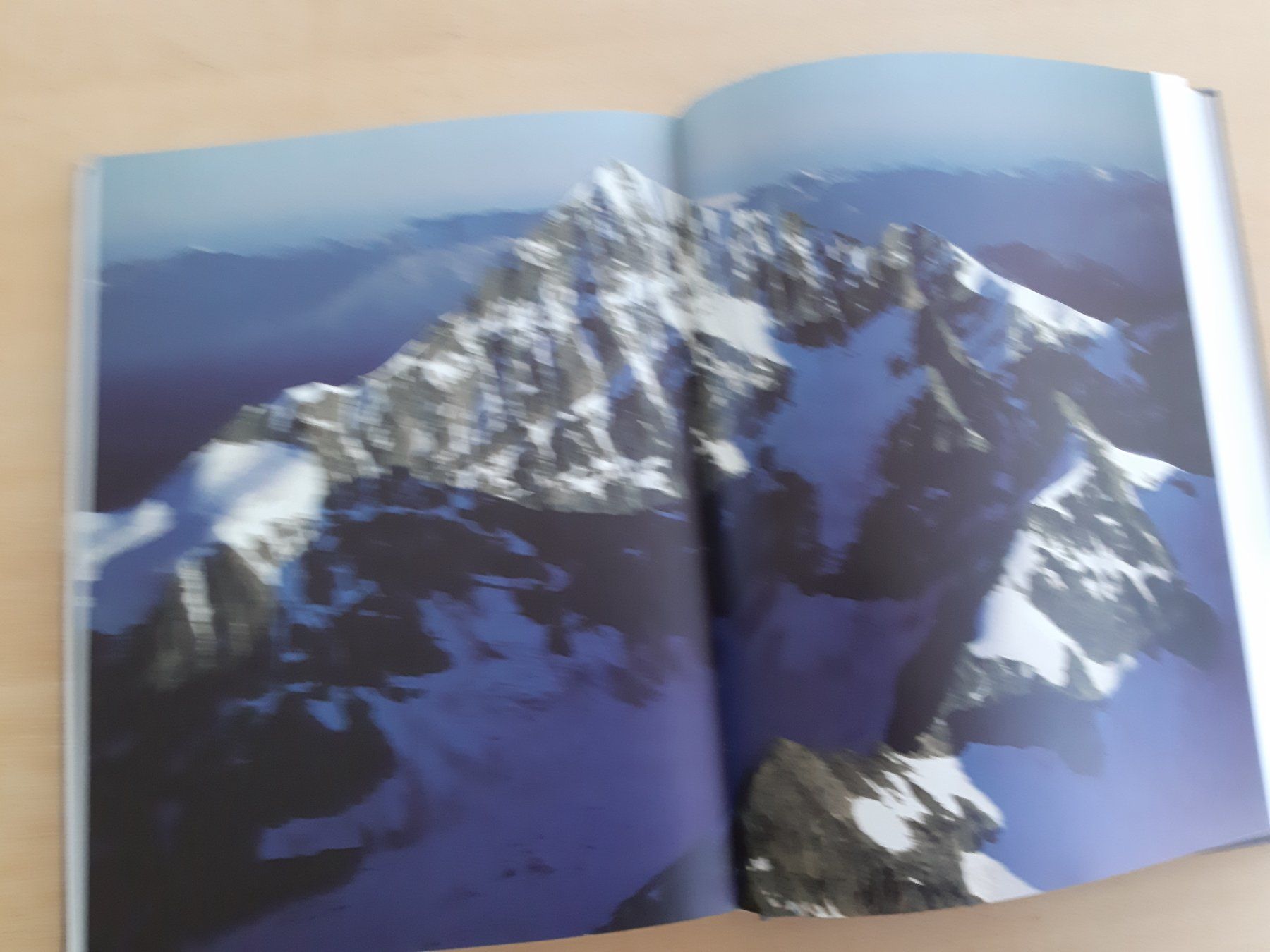 Libri: Gipfelgeschichten - Schweizer Berge - Namensherkunft! – Usato da Rotkreuz venduto da nigal 2