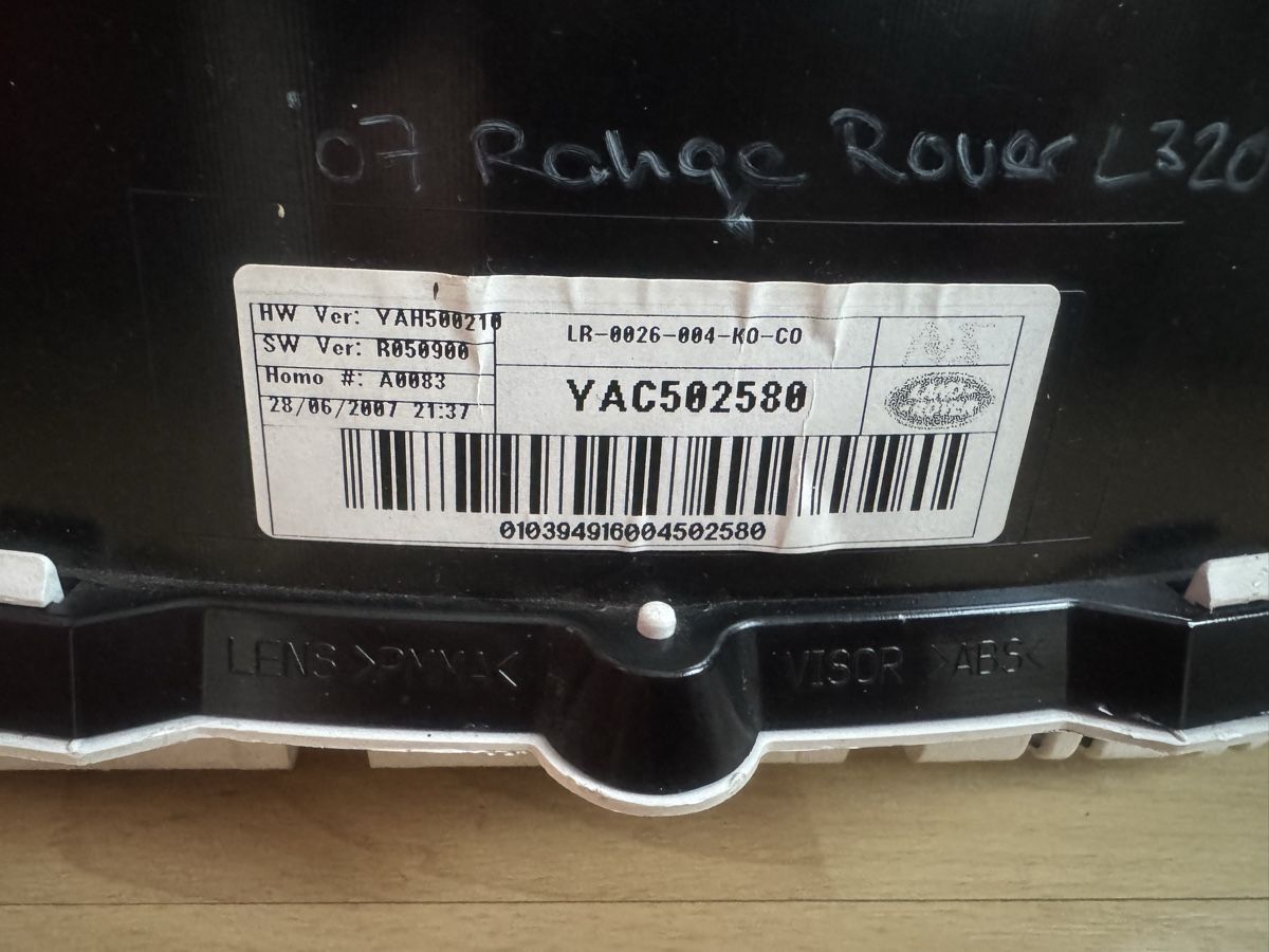 Land Rover Tutti pezzi di ricambio auto: Tacho Range Rover Sport 3.6 – Usato da Solothurn venduto da Schnyder6829 1