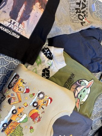 Lot de vêtements enfant Star Wars Paw Patrol occasion