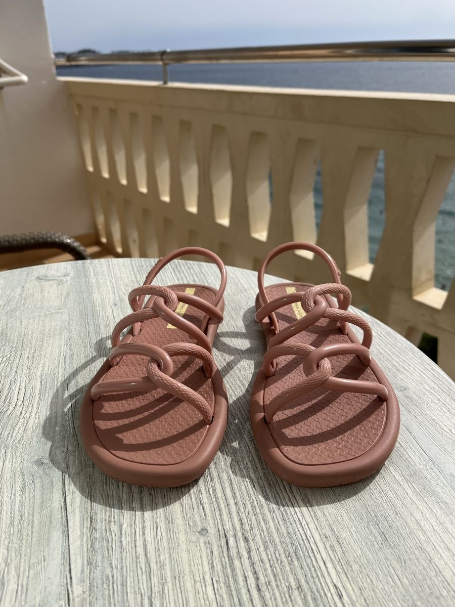 Ipanema Damenschuhe: Neue IPANEMAS-Sandalen / Grösse 36 – Neu (gemäss Beschreibung) aus Bettlach von Brissoni 1