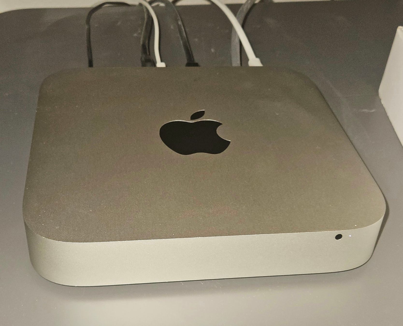 Mac mini late 2014 (i5 2.8GHz, 8GB RAM, Fusion 1.1TB drive