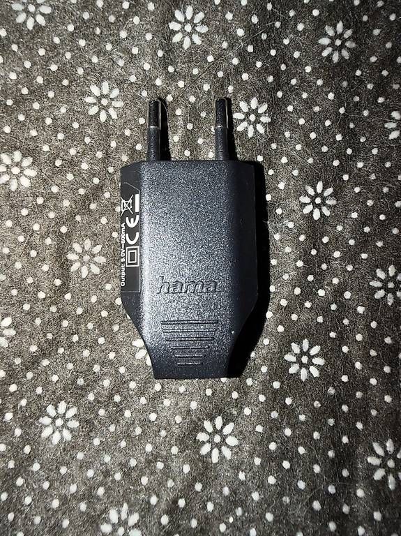 Ladegeräte: Hama USB-Ladegerät  voll funktionsfähig – Gebraucht aus Zürich von meti1975 3