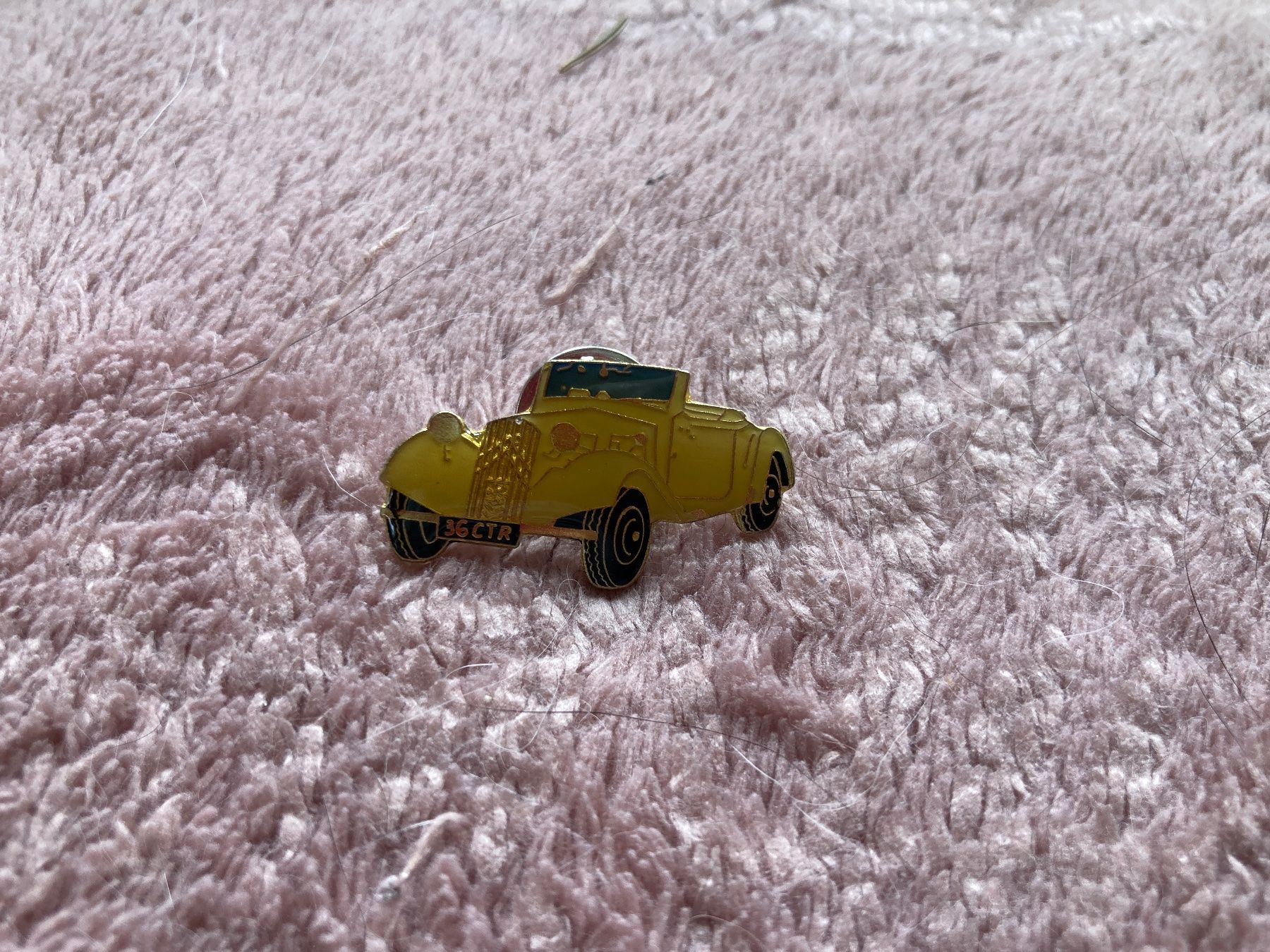 Placchette & Badge: Pin’s voiture – Usato da Plagne venduto da gigi204