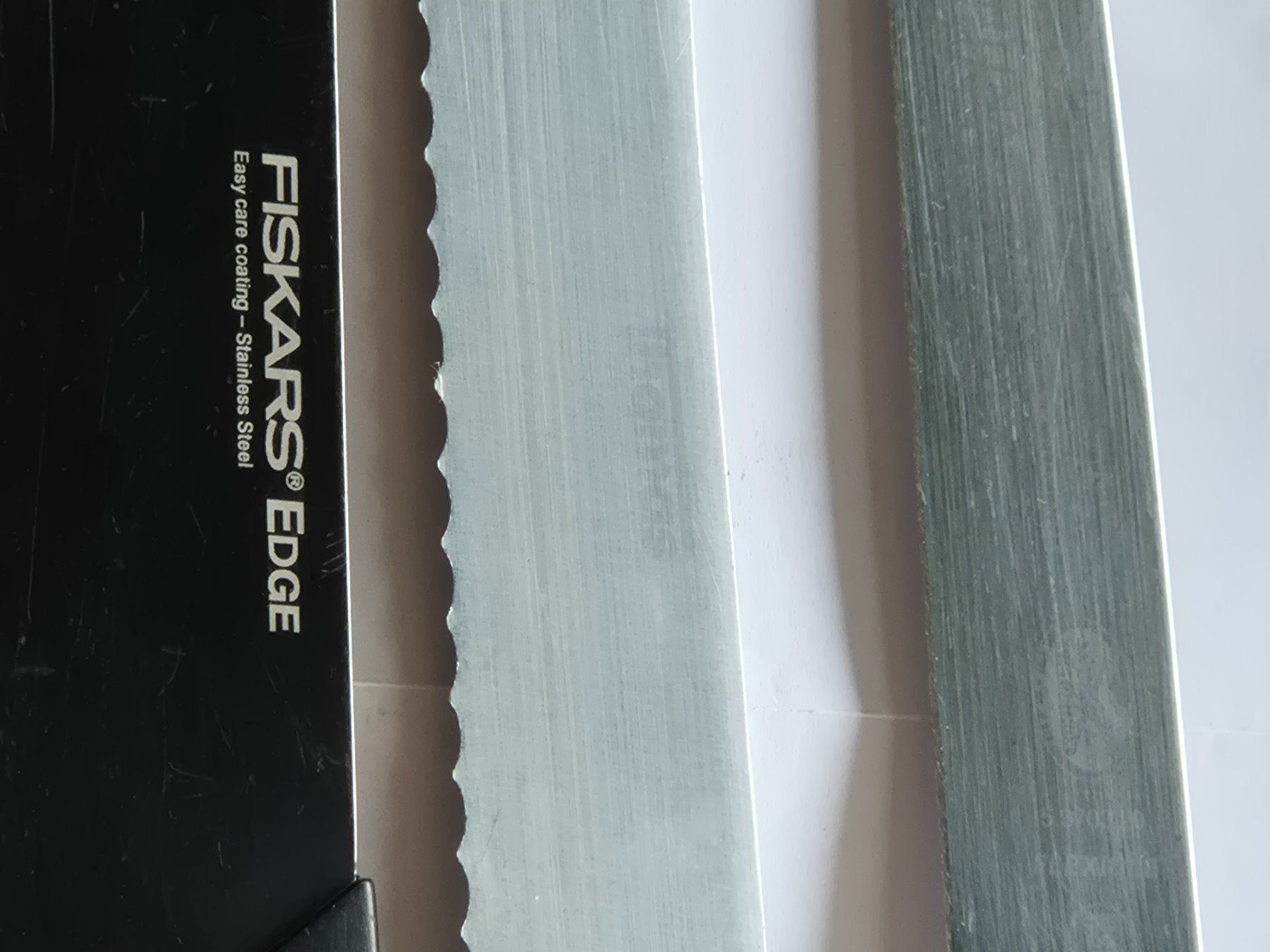 Coltelli da cucina: 3 couteaux de cuisine / pain – Usato da Monthey venduto da McAuthor 4