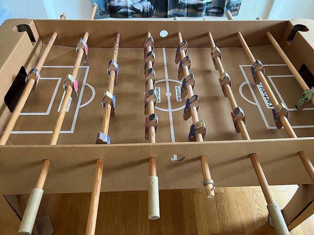 Giochi: Kartoni Kartonkicker Töggelikasten – Usato da Zürich venduto da Azzurro6